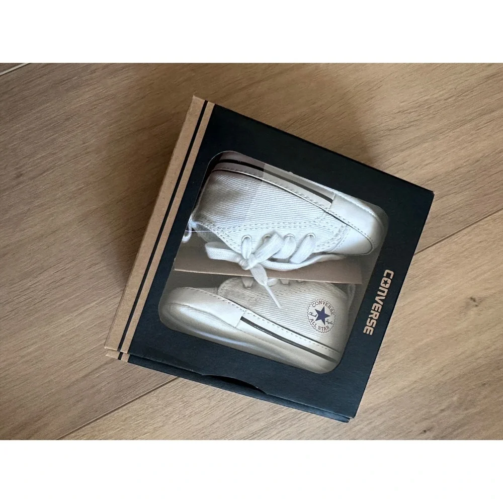 Converse Chuck Taylor All Star First Star White Canvas Crib Shoes Size 2 88877
